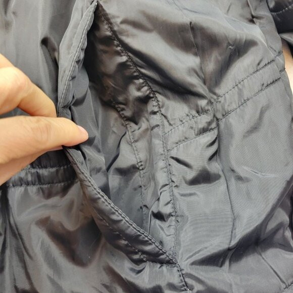 The North Face Mens Lightweight Puffer Jacket Black Insulated Medium Full Zip - Picture 2 of 16